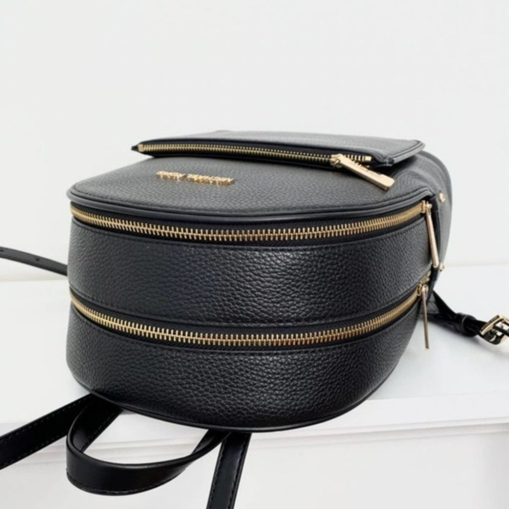 New Michael Kors Adina Backpack Medium black leather bag new - Picture 6 of 8